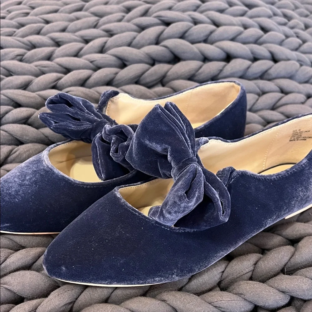 Janie and Jack Navy Velvet Bow Flats